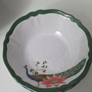 ⭐️Tahari Peacock Design Cereal Bowls with Green Rim, Set of 4, NWT